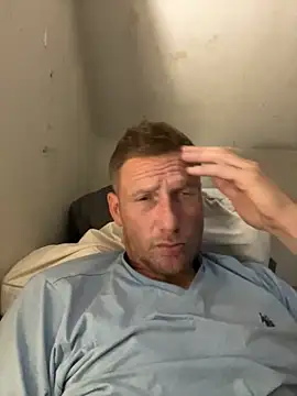 Snapshot of aaronmc311840 chatting on 5, 10, 2025 aaronmc311840 online show from 5, 10, 2025