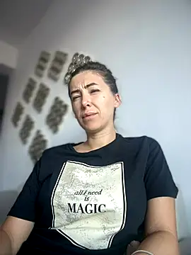 RaquelleDevon online show from 28, 10, 2025