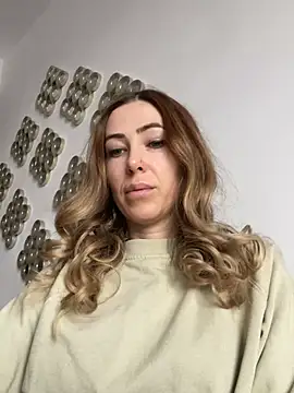 RaquelleDevon online show from 16, 2, 2025
