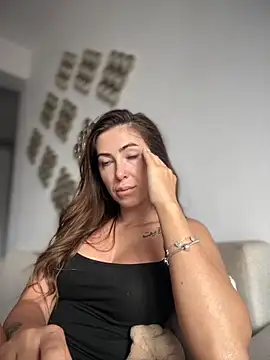 RaquelleDevon online show from 14, 10, 2025