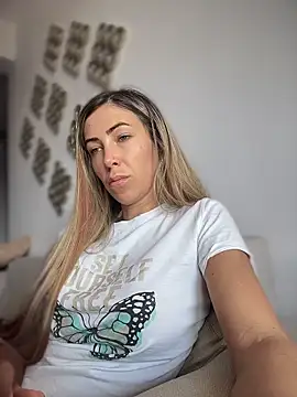 RaquelleDevon online show from 19, 5, 2026