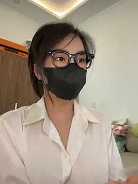 Lilisa miu online show from 9, 10, 2025