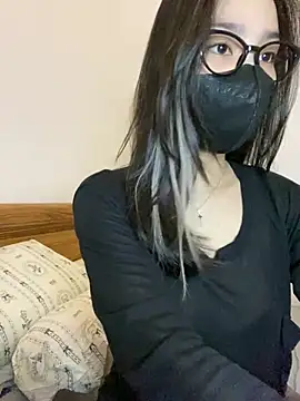 Lilisa miu online show from 2, 2, 2025