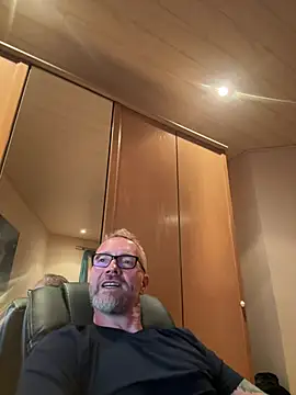 Snapshot of Rockburg chatting on 9, 7, 2026 Rockburg online show from 9, 7, 2026