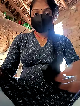 haymona online show from 7, 11, 2025