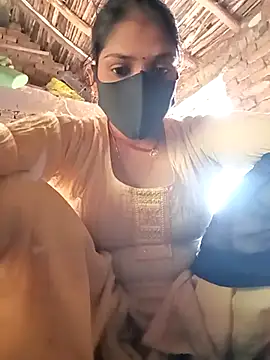 Snapshot of haymona chatting on 3, 10, 2025 haymona online show from 3, 10, 2025