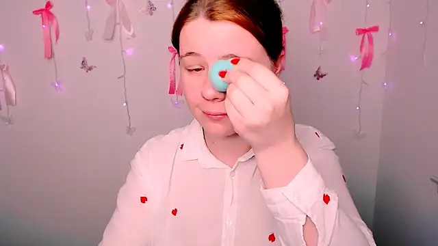 Sun Alexia online show from 22, 4, 2026