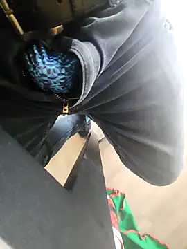 Policeman20742 online show from 21, 12, 2025