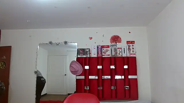 krystal thomson online show from 3, 10, 2025
