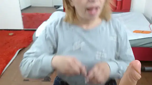 krystal thomson online show from 6, 10, 2025