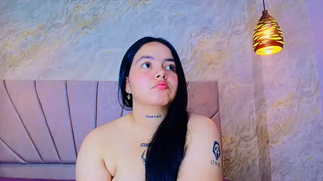 Mia candy 0 online show from 28, 7, 2026