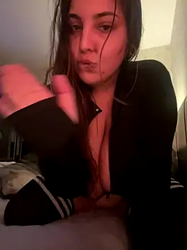 Sara Orchid online show from 3, 10, 2025