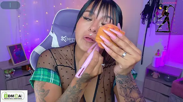 Miss scarllet  online show from 26, 5, 2026