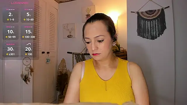 anaruiz  online show from 15, 5, 2026