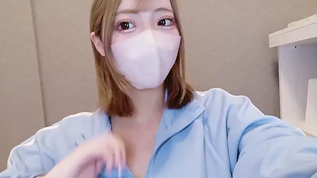  chanMOMO  online show from 18, 4, 2026