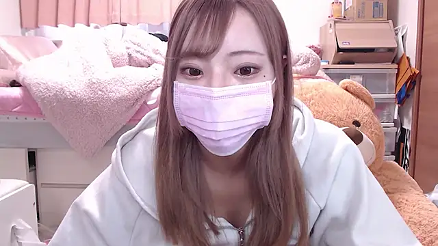  chanMOMO  online show from 22, 12, 2024