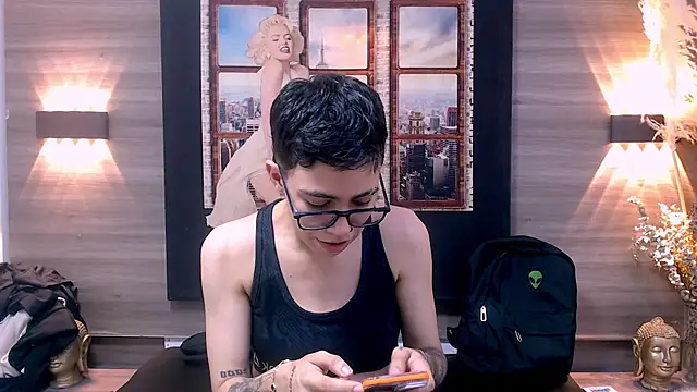 Cutie Shy  online show from 20, 11, 2025