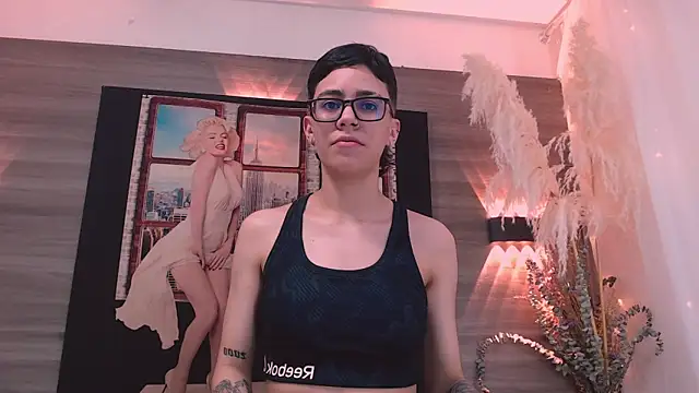 Cutie Shy  online show from 8, 11, 2025