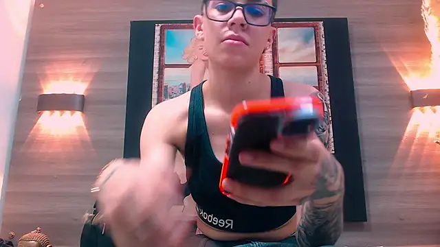 Cutie Shy  online show from 26, 11, 2025