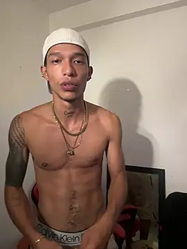 Snapshot of TommyGun_22 chatting on 10, 3, 2025 TommyGun 22 online show from 10, 3, 2025