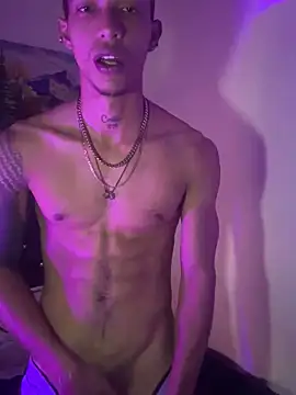 Snapshot of TommyGun_22 chatting on 7, 3, 2025 TommyGun 22 online show from 7, 3, 2025