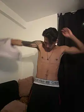 Snapshot of TommyGun_22 chatting on 12, 3, 2025 TommyGun 22 online show from 12, 3, 2025