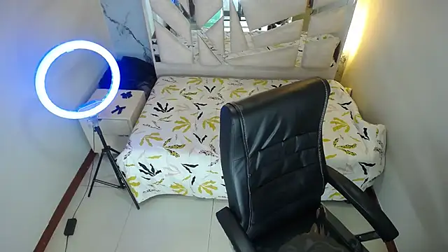 Salome Milf202 online show from 3, 2, 2026