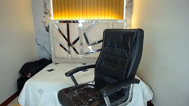 Salome Milf202 online show from 21, 6, 2026