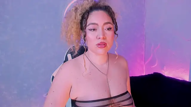 Kateryn  online show from 15, 10, 2025