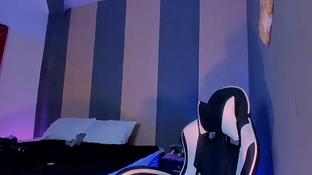 Kateryn  online show from 4, 3, 2026