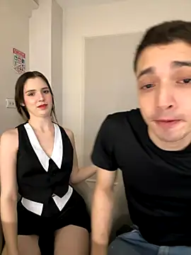 Snapshot of samantha_kevin chatting on 27, 10, 2025 samantha kevin online show from 27, 10, 2025