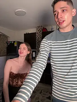 Snapshot of samantha_kevin chatting on 19, 11, 2025 samantha kevin online show from 19, 11, 2025