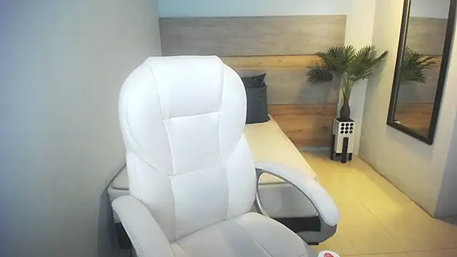 liseth fox online show from 27, 1, 2025