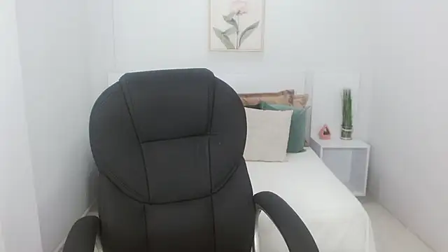 liseth fox online show from 31, 1, 2025