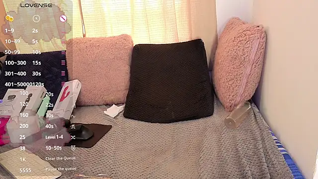 lessliee22  online show from 23, 4, 2026