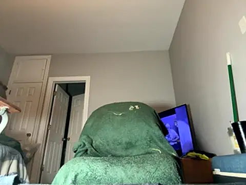 ChiRaqb8 online show from 2, 11, 2025