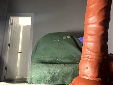 ChiRaqb8 online show from 1, 4, 2026