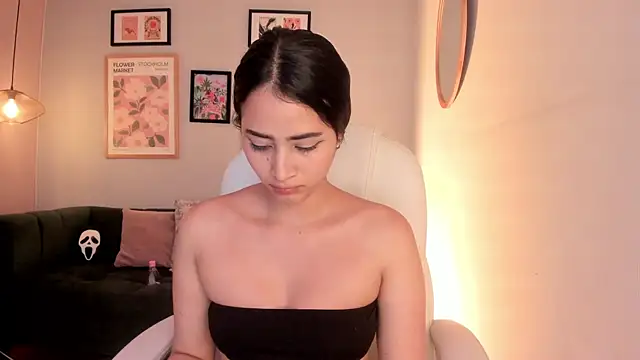 lara madisson online show from 25, 5, 2026