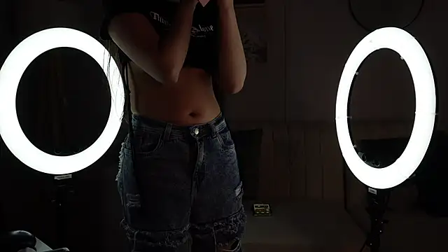 lara madisson online show from 10, 11, 2025