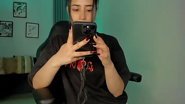 lara madisson online show from 16, 3, 2026