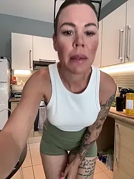 Lara Bergmann online show from 21, 4, 2026