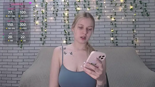 Snapshot of EmiliaDuchess chatting on 27, 2, 2025 EmiliaDuchess online show from 27, 2, 2025