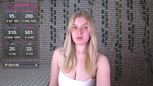 Snapshot of EmiliaDuchess chatting on 15, 10, 2025 EmiliaDuchess online show from 15, 10, 2025