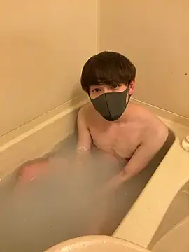 poketkuma online show from 3, 12, 2025