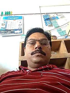 Snapshot of Srmotrs chatting on 8, 5, 2026 Srmotrs online show from 8, 5, 2026