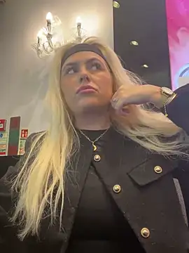 Arabellalee23 online show from 22, 2, 2025