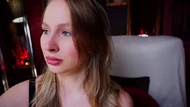 Snapshot of AnnLevine chatting on 23, 11, 2025 AnnLevine online show from 23, 11, 2025