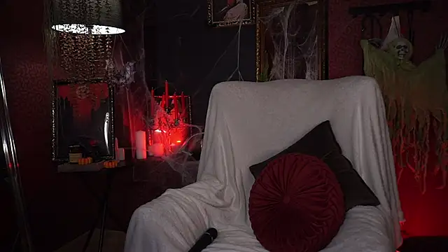 Snapshot of AnnLevine chatting on 30, 10, 2025 AnnLevine online show from 30, 10, 2025