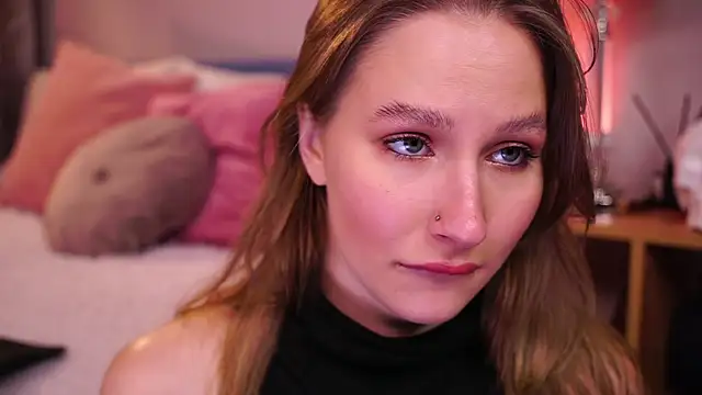 Snapshot of AnnLevine chatting on 4, 11, 2025 AnnLevine online show from 4, 11, 2025