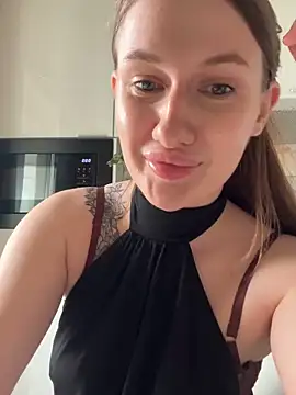 Snapshot of Chanel__May chatting on 4, 5, 2026 Chanel May online show from 4, 5, 2026